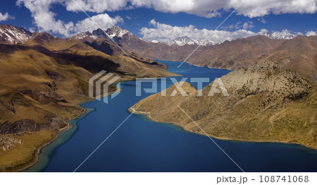 View from Yamdrok High Pass - Turquoise Lake - Tibet View from Yamdrok High Pass - Turquoise Lake - Tibet 108741068