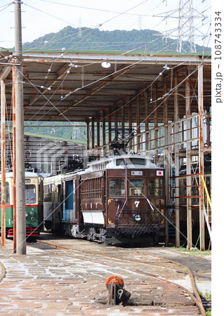高知の路面電車　とさでん交通 桟橋車庫 108743334