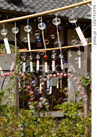 【奈良】おふさ観音、風鈴や提灯･薔薇やしゃぼん玉、とても落ち着くお寺。喫茶おふさのかき氷も美味しい。 108743436