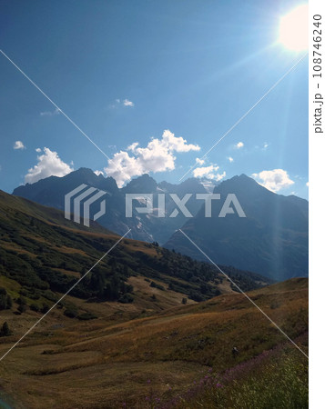 Hautes-Alpes, France フレンチアルプスの夏 Hautes-Alpes, France フレンチアルプスの夏 108746240
