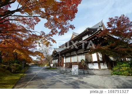 青龍殿　京都市 山科区 108751327
