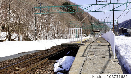 群馬県土合駅の下りのプラットフォーム 群馬県土合駅の下りのプラットフォーム 108751682