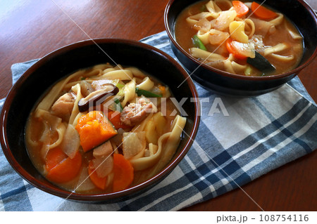ほうとう 山梨の郷土料理 ほうとう 山梨の郷土料理 108754116