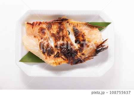 赤魚の塩焼き 赤魚の塩焼き 108755637