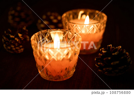 キャンドルの灯火 108756880