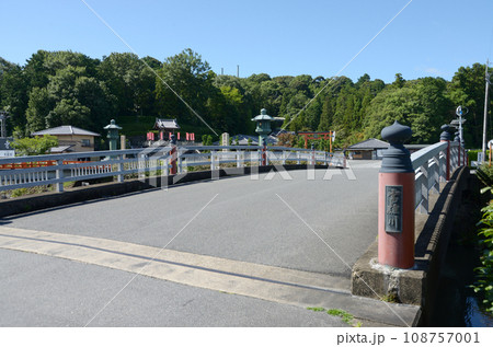 霊山寺　境内入口の橋　奈良県奈良市中町 108757001