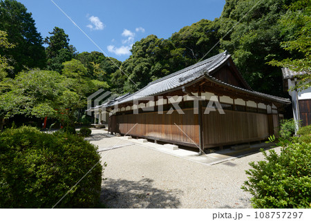 霊山寺　地蔵院　奈良県奈良市中町 108757297