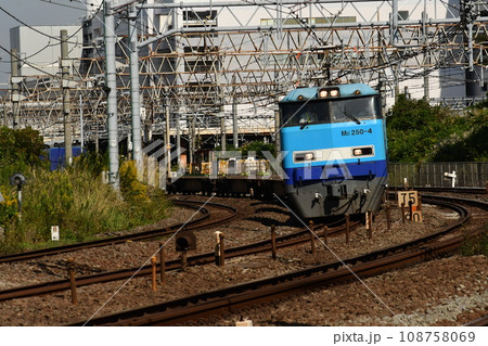 東海道線　鎌倉（客貨）踏切　 108758069
