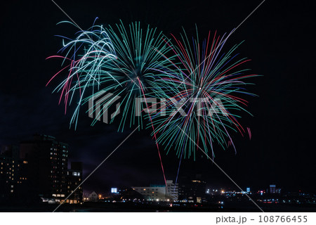 函館湯の川温泉、夏の花火大会 函館湯の川温泉、夏の花火大会 108766455
