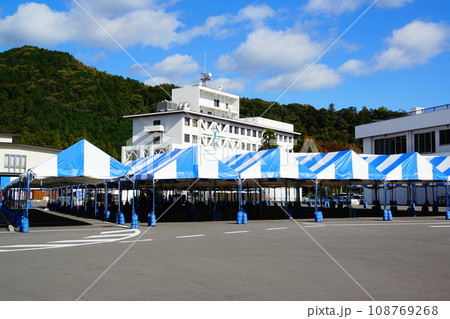 イベント会場のテント イベント会場のテント 108769268