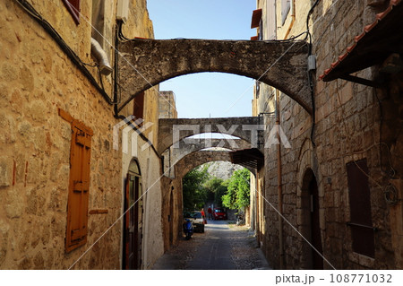 View of narrow cobbled street, Old Rhodes Town, UNESCO World Heritage Site, Rhodes, Dodecanese, Greek Islands, Greece, Europe View of narrow cobbled street, Old Rhodes Town, UNESCO World Heritage Site, Rhodes, Dodecanese, Greek Islands, Greece, Europe 108771032