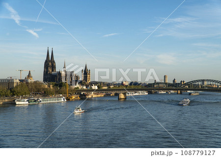 View of Cologne City Center and the Rhine River 108779127