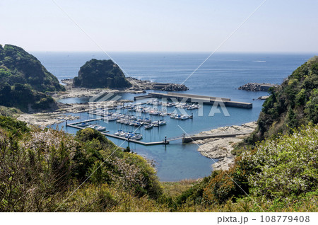 三浦半島宮川湾の景色 三浦半島宮川湾の景色 108779408