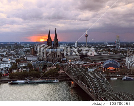 Sunset over Cologne 108786362