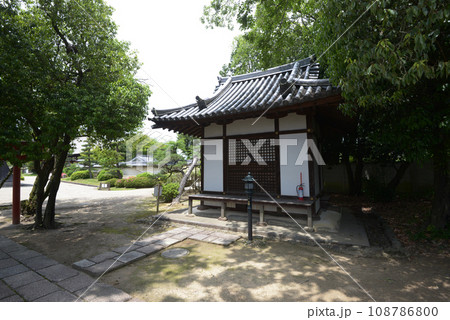法華寺　薬師堂　奈良市法華寺町 108786800