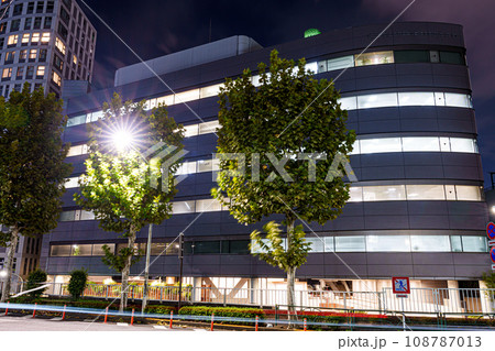 夜のジャニーズ事務所(現SMILE-UP) 108787013