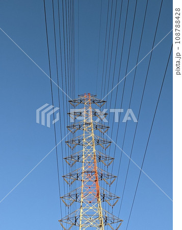 電気電力シリーズ03背景素材(鉄塔・高圧線・特別高圧) 電気電力シリーズ03背景素材(鉄塔・高圧線・特別高圧) 108788428