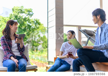 Image photo 108789366