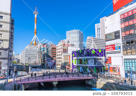 日本の横浜都市景観 11月。横浜駅前・横浜ビブレなどを望む=14日 日本の横浜都市景観 11月。横浜駅前・横浜ビブレなどを望む=14日 108793015