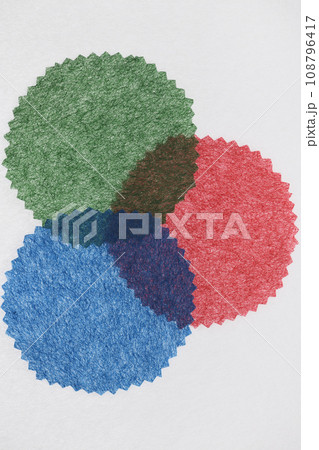 和紙によるRGB(三原色)イメージの背景素材 和紙によるRGB(三原色)イメージの背景素材 108796417