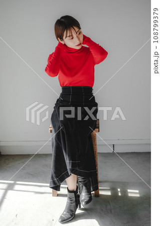女性 ファッション ポートレート 女性 ファッション ポートレート 108799379