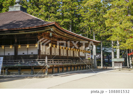 秋の高野山 壇上伽藍 御影堂 秋の高野山 壇上伽藍 御影堂 108801532