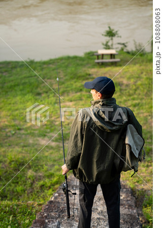 Man fishing on the river Man fishing on the river 108808063