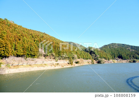 静岡県浜松市天竜区_夢のかけ橋から東側風景3_2023_2月 静岡県浜松市天竜区_夢のかけ橋から東側風景3_2023_2月 108808159