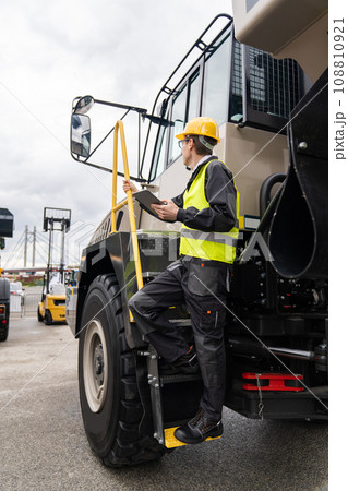 Engineer with tablet computer Engineer with tablet computer 108810921