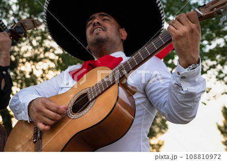 Mexican musician mariachi 108810972