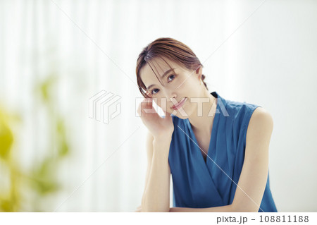 肌の綺麗な30代女性のビューティー 肌の綺麗な30代女性のビューティー 108811188