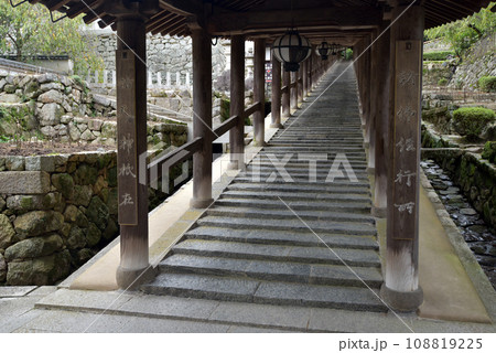 長谷寺　登廊　奈良県桜井市初瀬 108819225