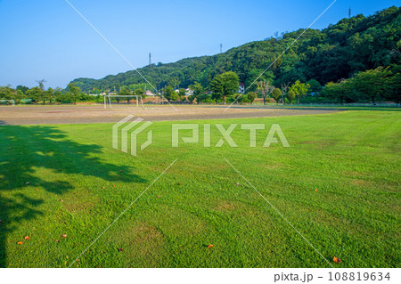 早朝の西毛総合運動公園　真夏の風景　群馬県安中市 108819634
