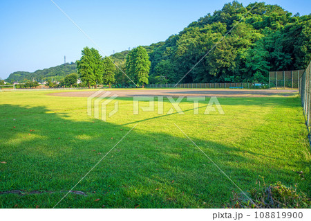 早朝の西毛総合運動公園 真夏の風景 群馬県安中市 早朝の西毛総合運動公園 真夏の風景 群馬県安中市 108819900