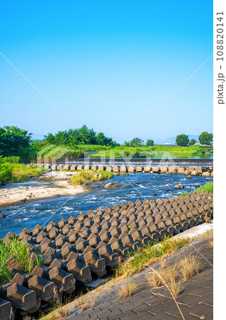 碓氷川　西毛総合運動公園付近　真夏の風景　群馬県安中市 108820141