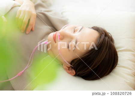 女性　水素　水素ガス吸入　吸入チューブ 108820726