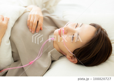 女性　水素　水素ガス吸入　吸入チューブ 108820727