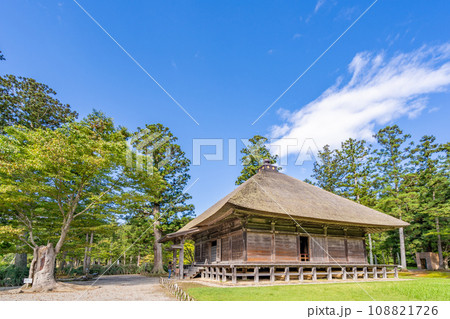 毛越寺 常行堂 日本庭園史上特に貴重な平安時代の浄土庭園遺構 世界遺産 国の特別史跡・特別名勝 毛越寺 常行堂 日本庭園史上特に貴重な平安時代の浄土庭園遺構 世界遺産 国の特別史跡・特別名勝 108821726