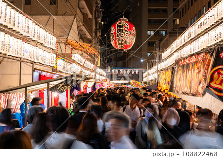 《東京都》東京のお祭り・日本橋べったら市 108822468