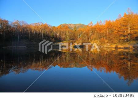 美鈴池の絶景 【長野県南牧村(八ヶ岳高原ロッジ)】 美鈴池の絶景 【長野県南牧村(八ヶ岳高原ロッジ)】 108823498