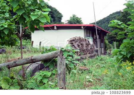 万字線 万字炭山駅 旧駅舎・ホーム 万字線 万字炭山駅 旧駅舎・ホーム 108823699