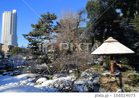 雪の縮景園 108824073