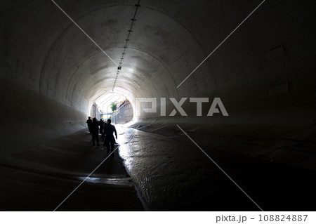 新湊川トンネルの坑門 兵庫県土木の日イベント 新湊川ウォーク~湊川隧道通り抜け 新湊川トンネルの坑門 兵庫県土木の日イベント 新湊川ウォーク~湊川隧道通り抜け 108824887