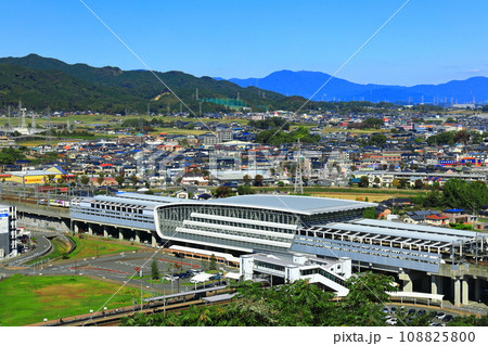 【佐賀県】朝日山公園から見た新鳥栖駅 【佐賀県】朝日山公園から見た新鳥栖駅 108825800