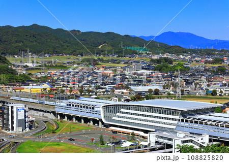 【佐賀県】朝日山公園から見た新鳥栖駅 108825820