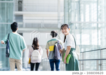 女子大生 女子大生 108830620
