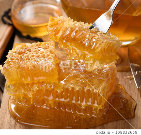 コムハニー(巣蜜) コムハニー(巣蜜) 108832659