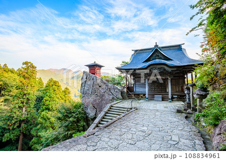 初秋の立石寺（山寺）　山形県山形市 108834961