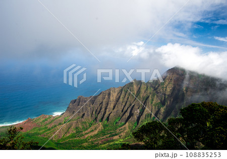 ハワイ 風景 ナパリコースト ハワイ 風景 ナパリコースト 108835253