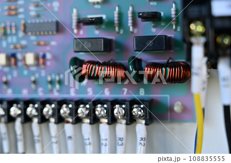 製造設備の制御盤　製造業 108835555